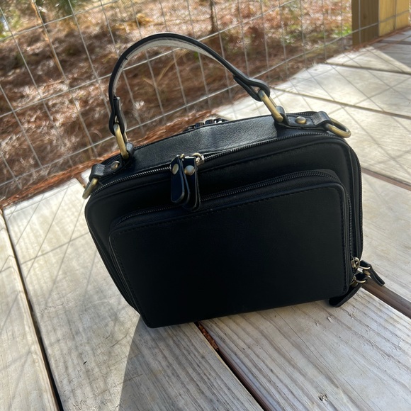 NWT! Elegant Conceal Carry Black Handbag